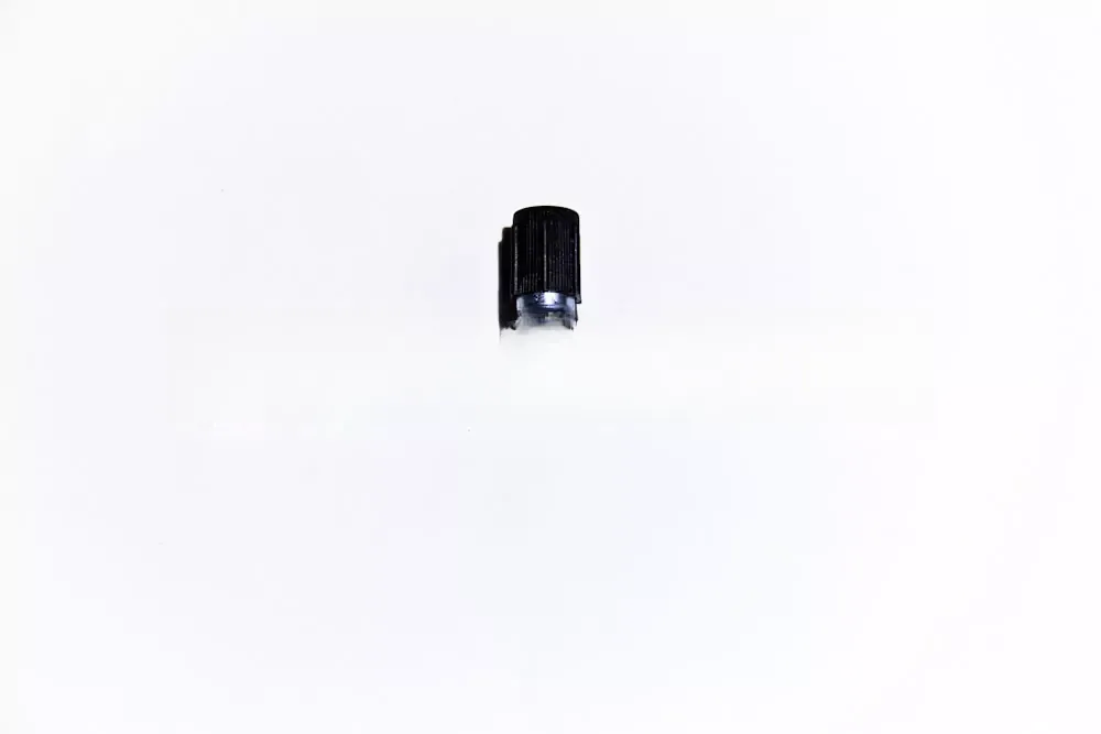 Фитинг врезной с заправочным портом портом R134а под обжим сталь 5/8 G10 №10 #10 13мм 180° без стаканов 22