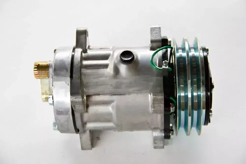 Компрессор кондиционера выходы вертикальные O-ring 3/4″-7/8″ 21