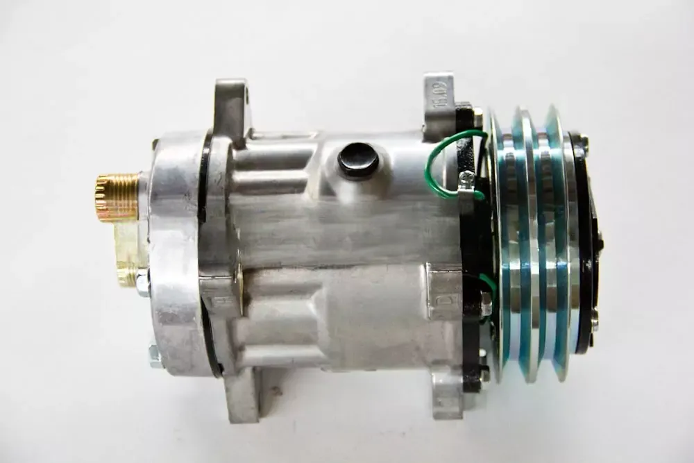 Компрессор кондиционера 7H15 24V PV8 выходы горизонтальные O-ring 3/4″-7/8″ 22